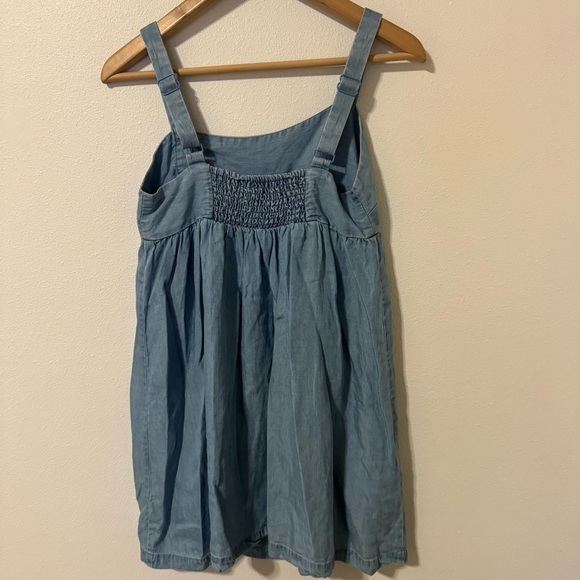 Urban Outfitters Lindsay Button-Up Chambray Mini Dress Blue Smocked Sleeveless-S - Picture 2 of 10